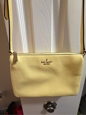 kate spade lemon pebbled leather crossbody with gold hardware